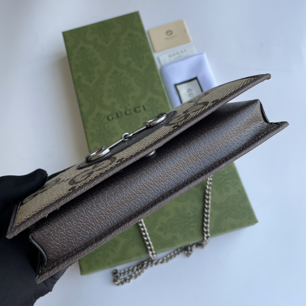 GUCCI 621892 19x10x4cm