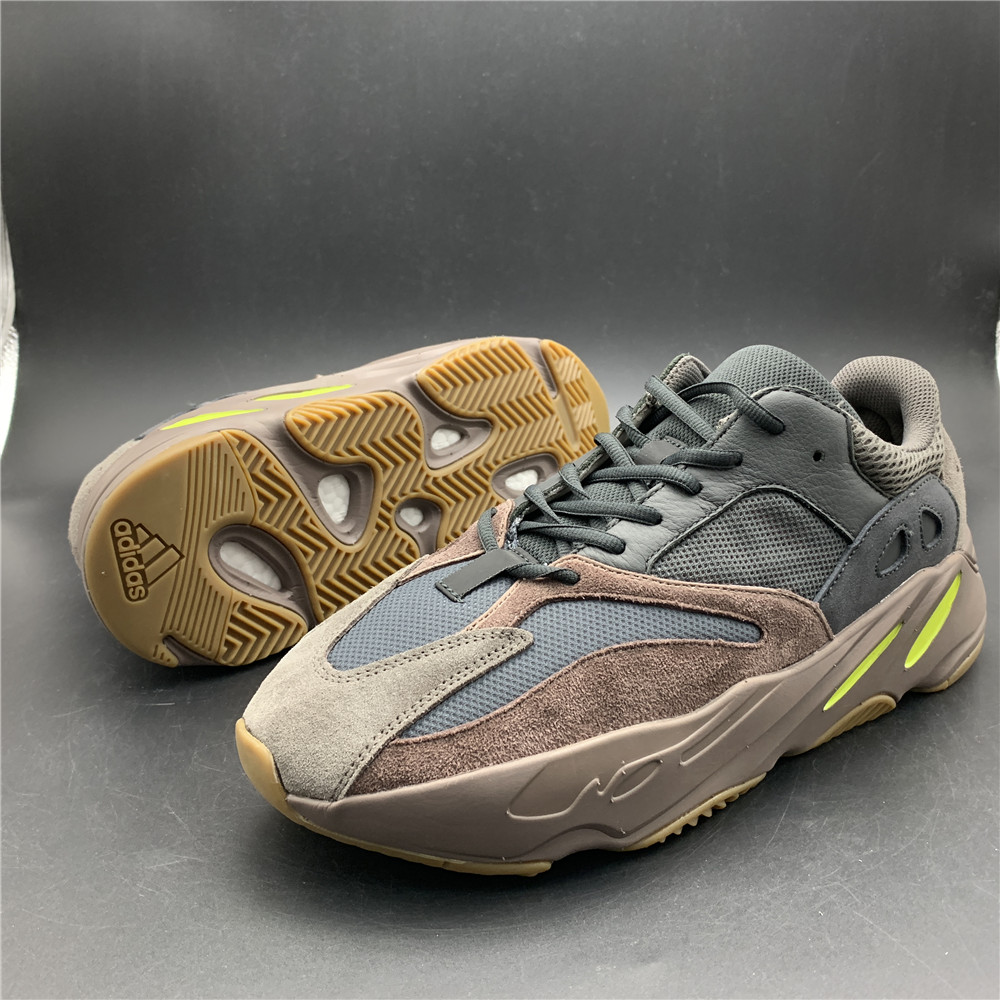 adidas Yeezy Boost 700Mauve
