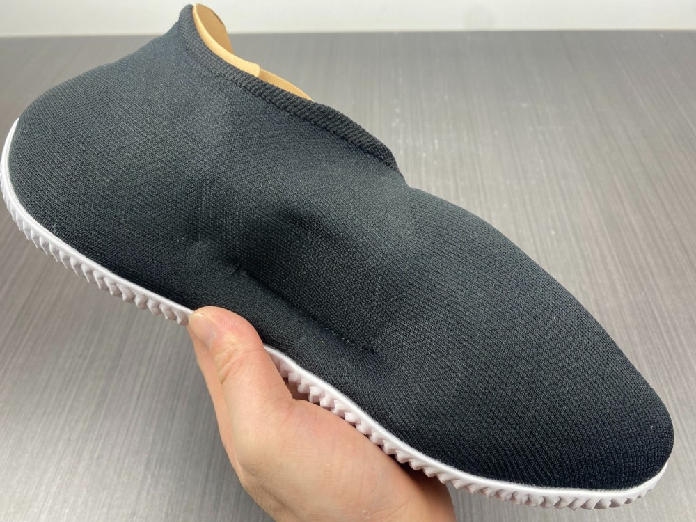 Yeezy Knit RNR Sulfur Black and White