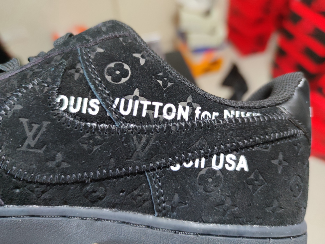 LV X Air Force 1 Low Black