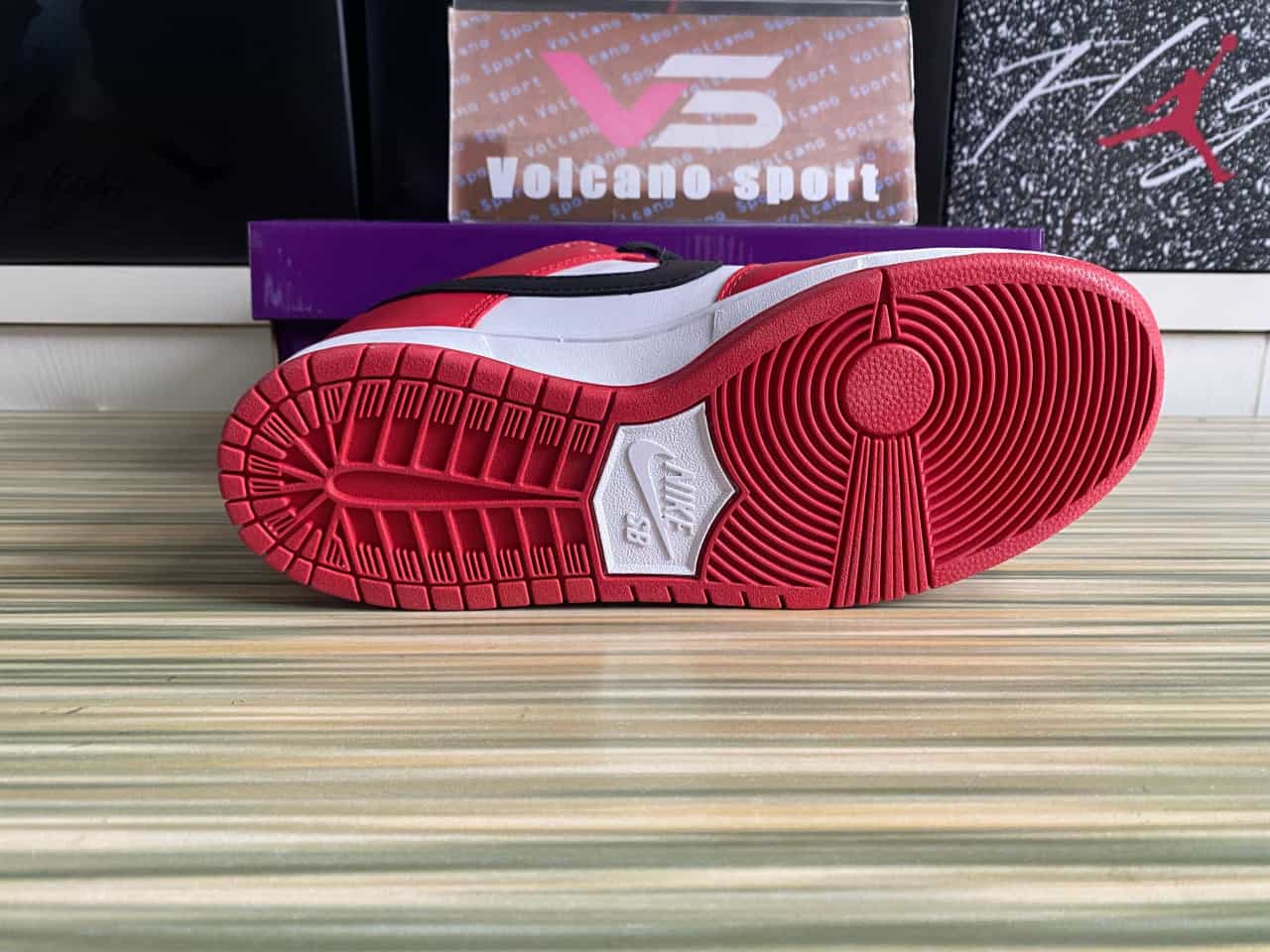 Dunk Low Pro J-Pack Chicago BQ6817-600