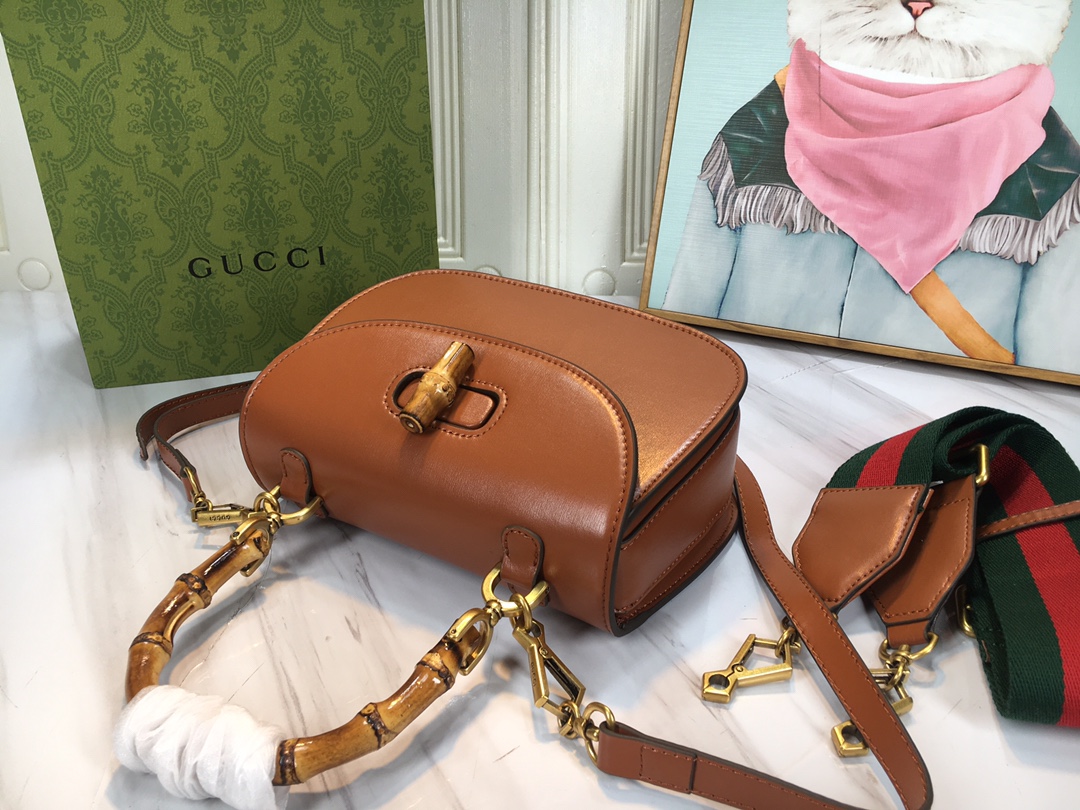 Gucci Bamboo 1947 675797 21X15X7cm
