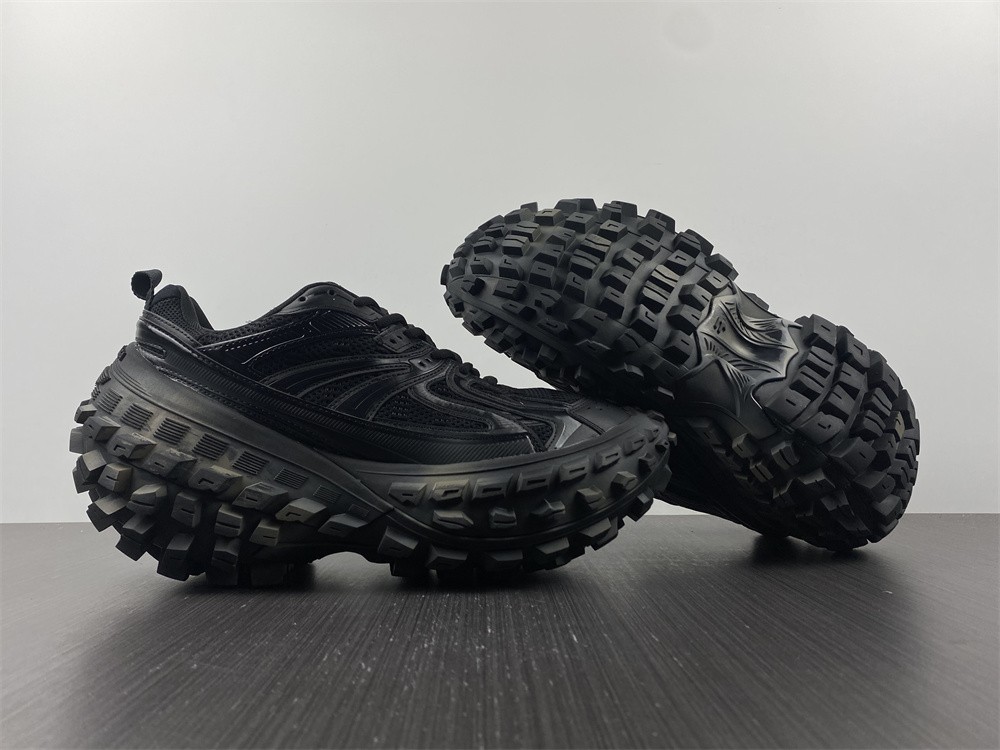 Balenciaga Bouncer Chunky-Sole Sneakers - Black for Women