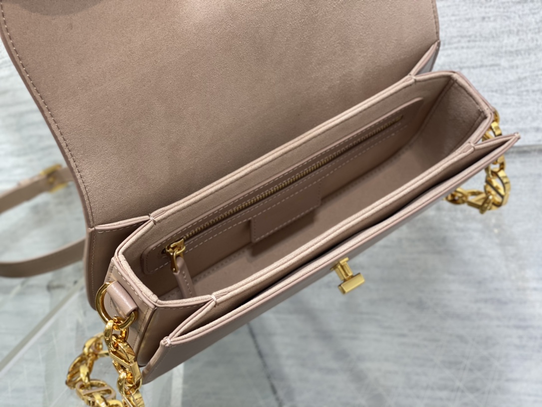 Dior 30 Montaigne Avenue 30007 (3) 22.5*6.5*12.5cm