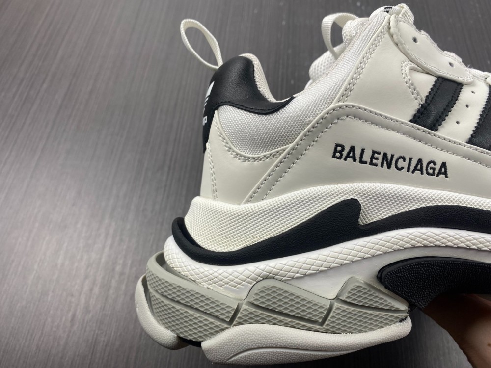BALENCIAGA Adidas Triple S Sneakers - White,black