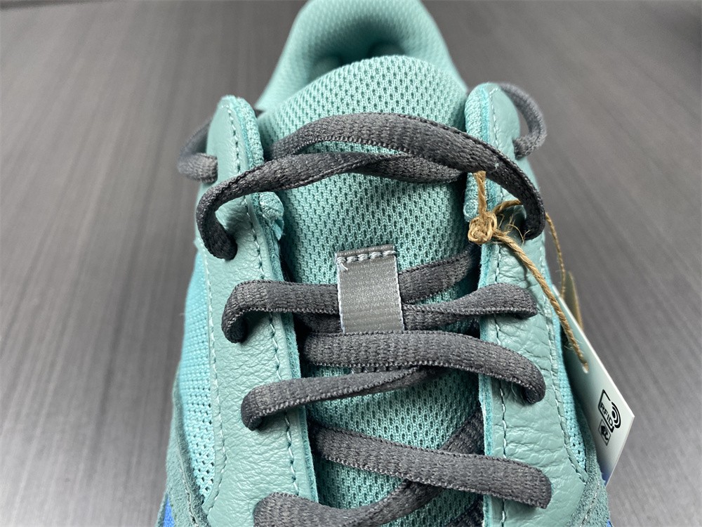 Adidas Yeezy700 Fadazu