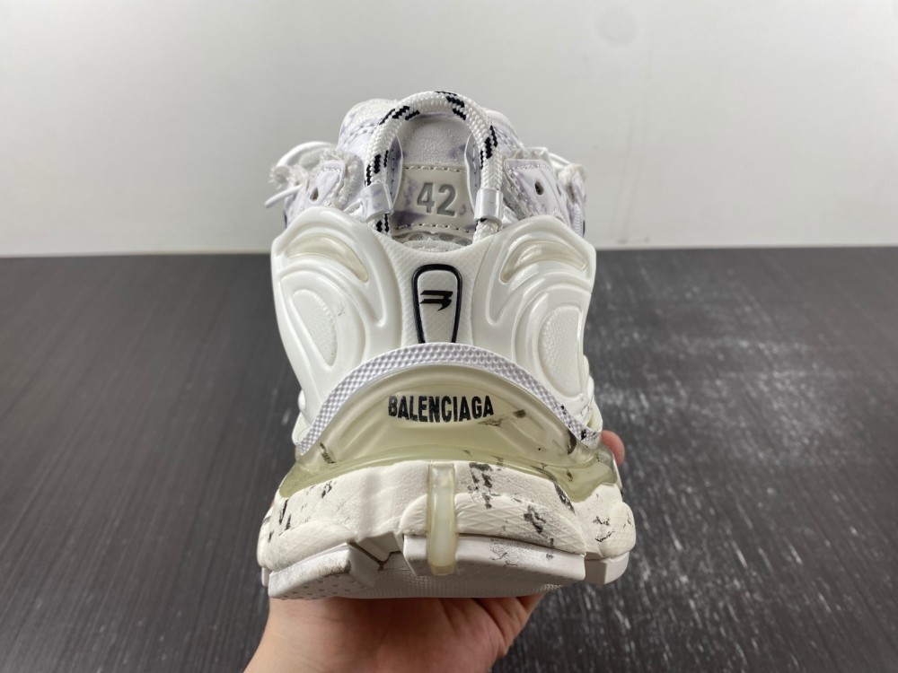 Balenciaga 772774W3RNY-2301
