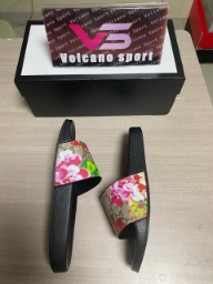 GUCCI GG Supreme Floral Slide Sandals