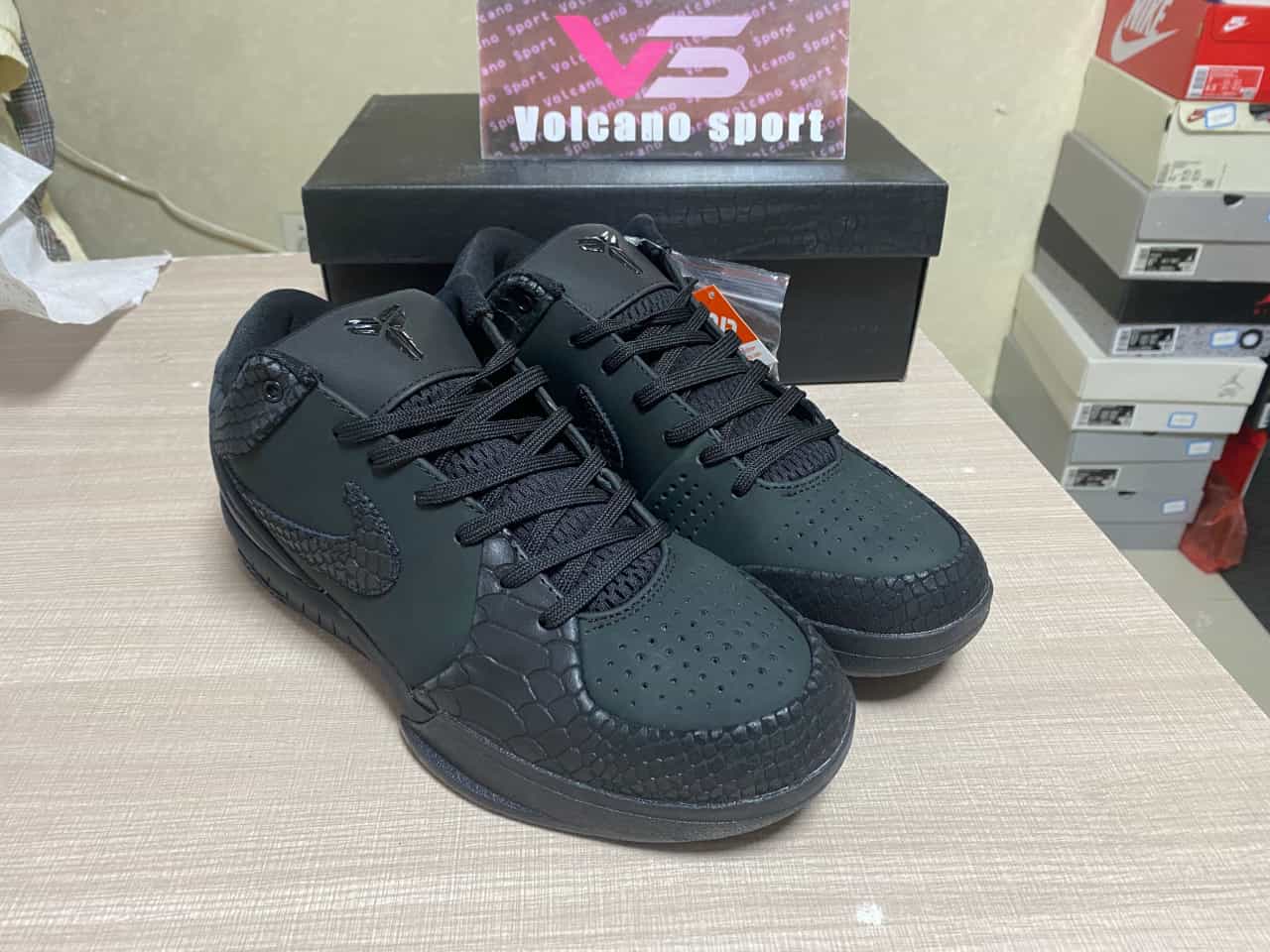 Kobe 4 Protro “Black Mamba”FQ3544-001