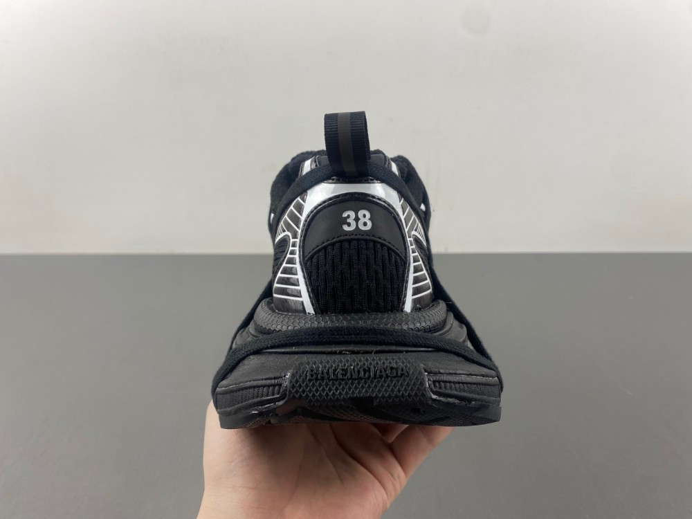 Balenciaga Phantom Sneaker 734734 W3XL1 1090