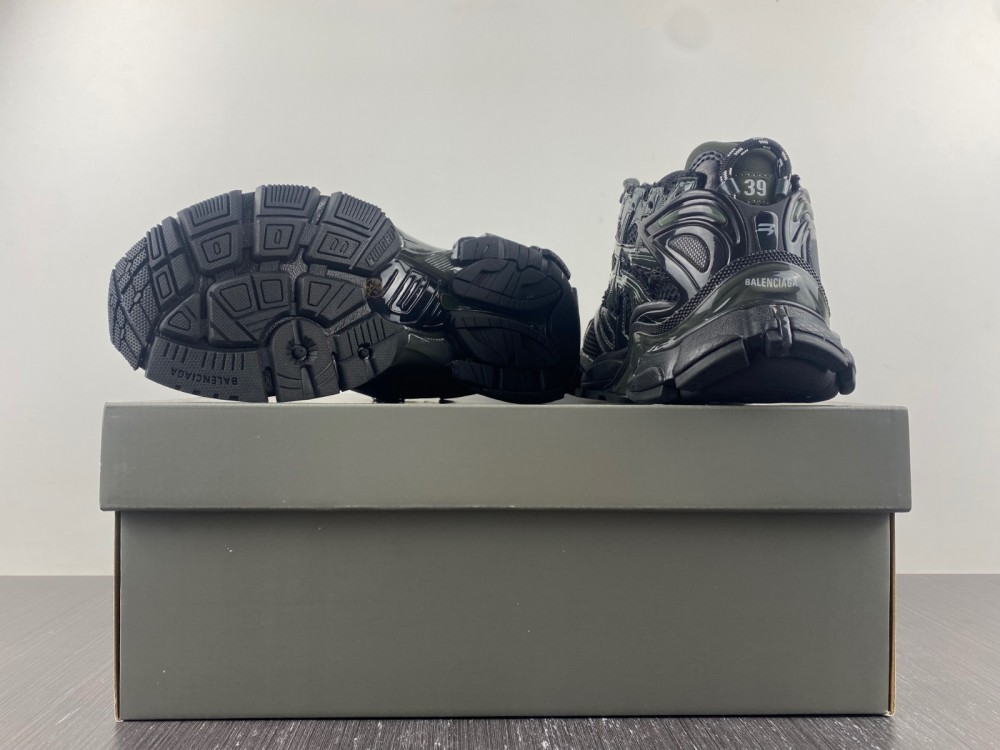 Balenciaga Runner Sneaker 'Black'