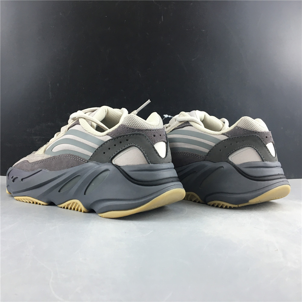 adidas Yeezy Boost 700 V2Tephra