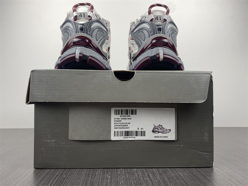 Balenciaga RunnerBurgundy (Women's)