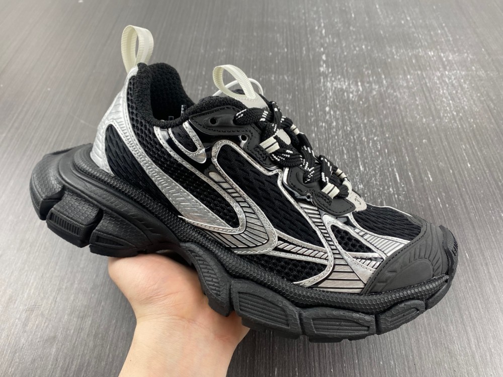 Balenciaga 十IAGA -PHANTOM SNEAKER W3RB5 0218