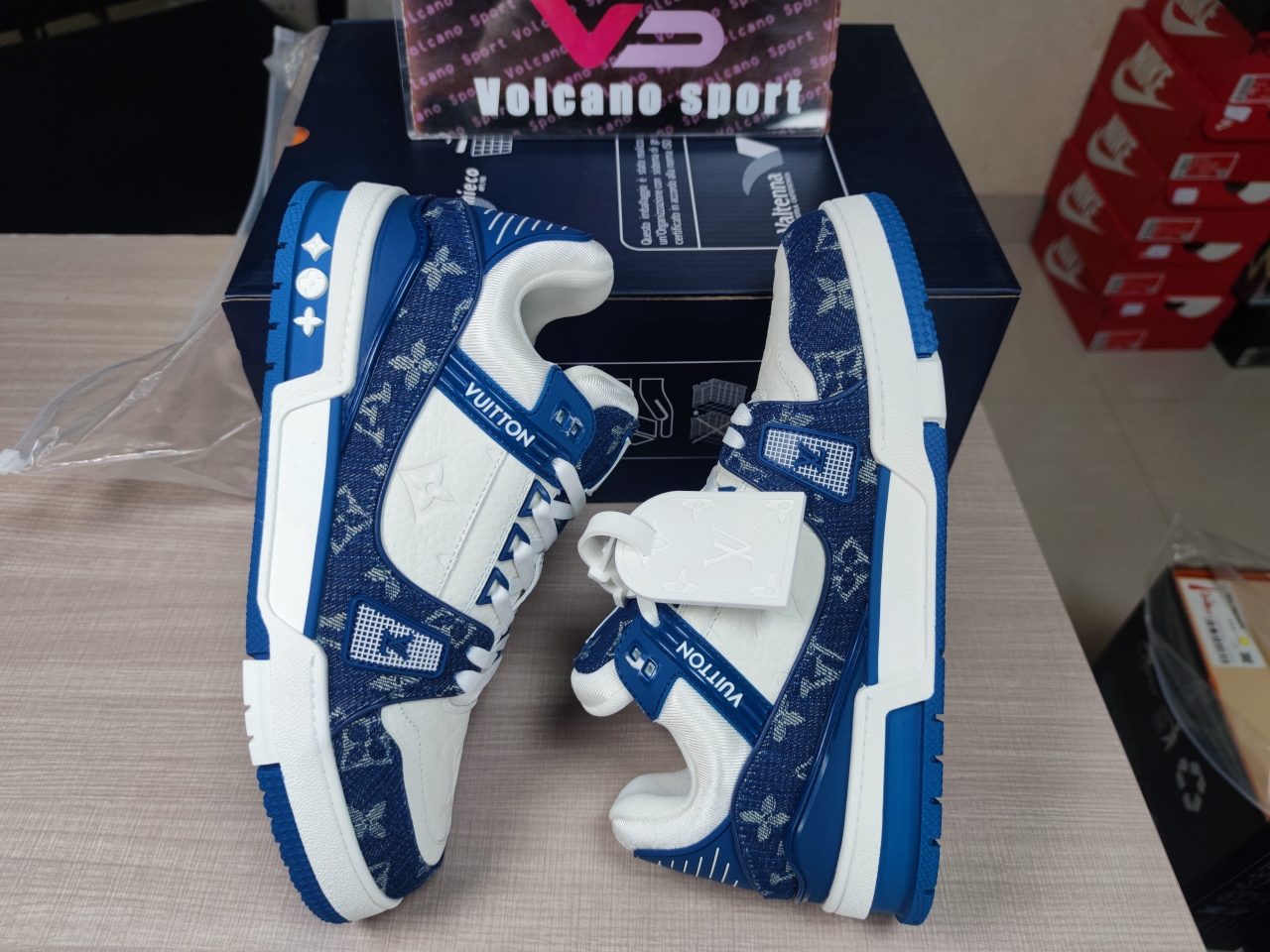 LV TRAIL SNEAKER Navy blue White