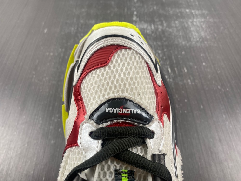 BALENCIAGA -Runner 772774 W3RNY 0509