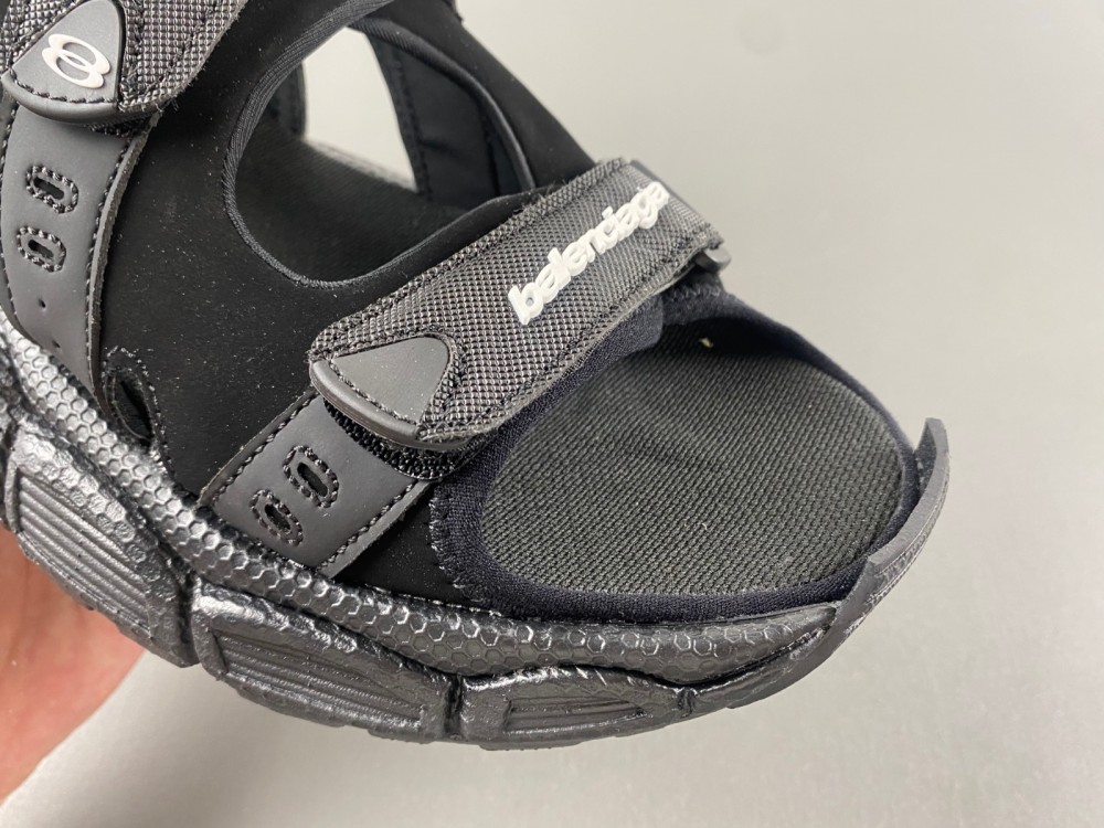 BALENCIAGA BLACK ‘3XL’ SANDALS 786956 W3XLT 1000