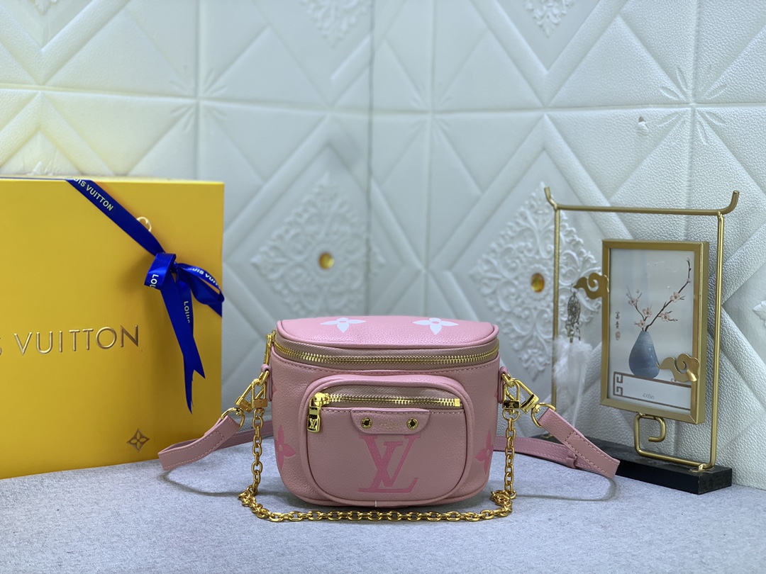 Louis Vuitton Mini Bumbag M82208 (5) 17x12x9.5cm