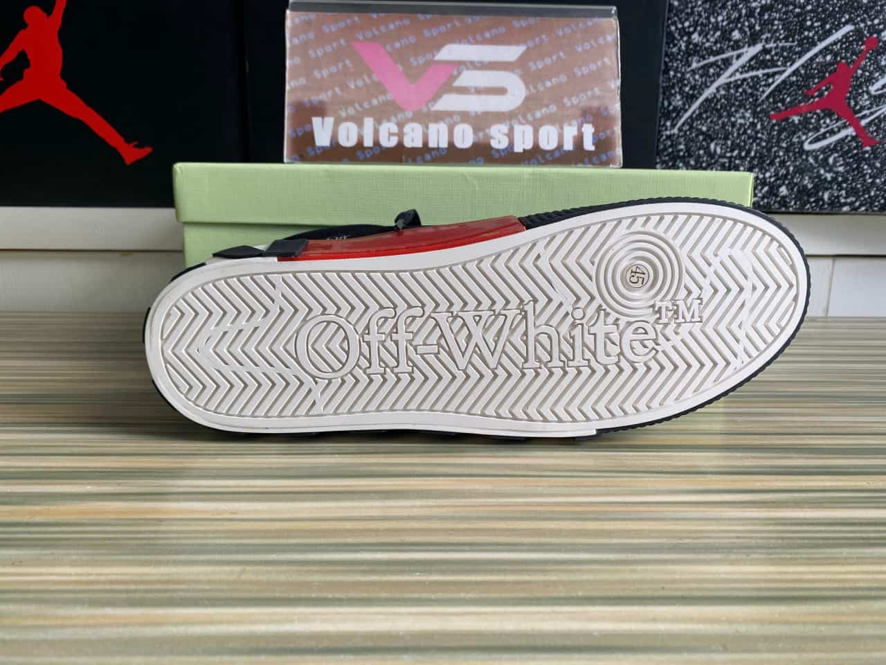 Off-White Vulc Low Canvas Black White