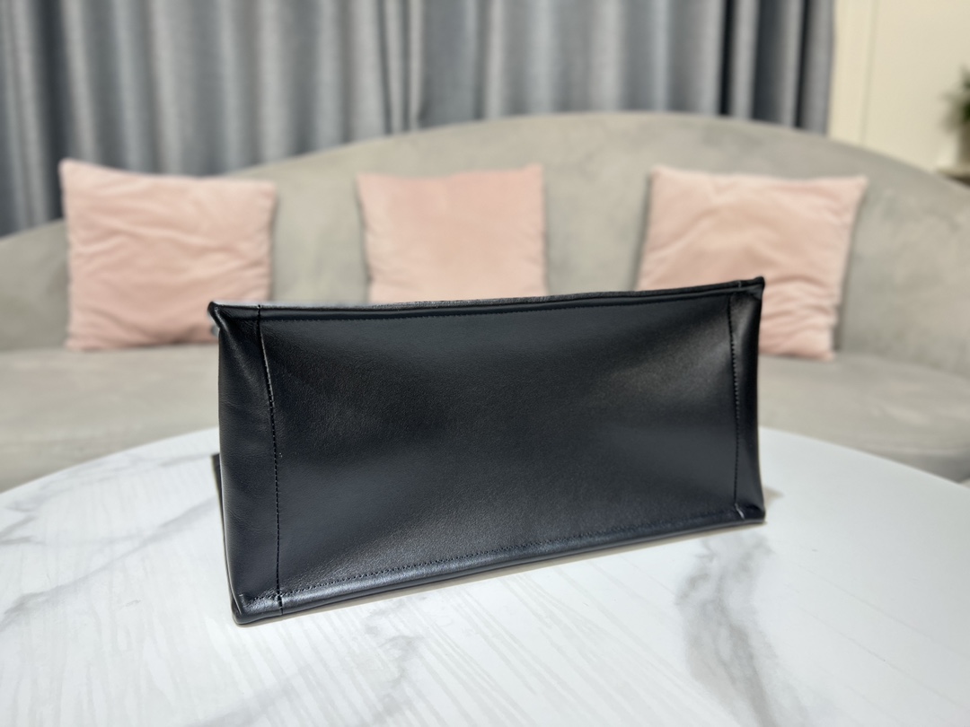 DIOR ESSENTIAL 3 (6)