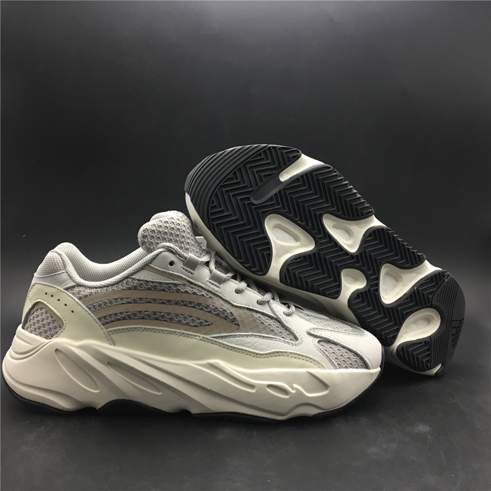 adidas Yeezy Boost 700 V2Static