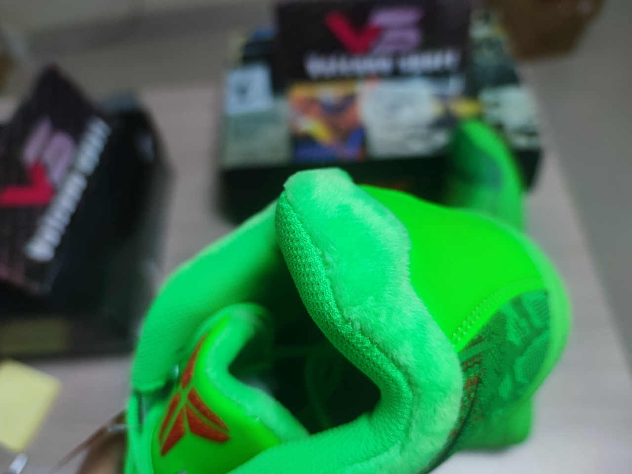 KOBE Mamba Rage Low PE 908974 300