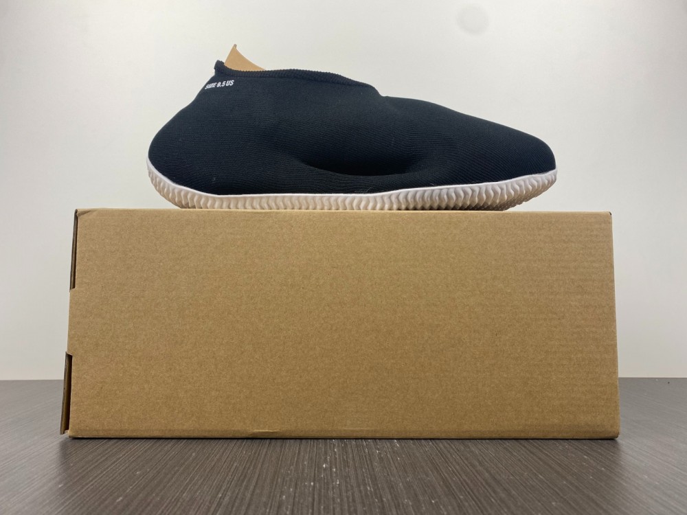 Yeezy Knit RNR Sulfur Black and White