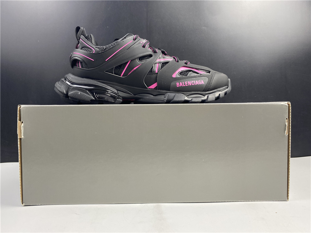 Balenciaga Track Low-Top Sneakers Black - Deep Pink 542436W3AC2