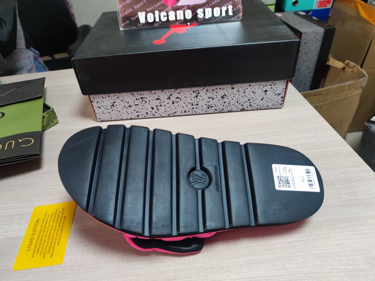 LV Frontrow sneaker Rose