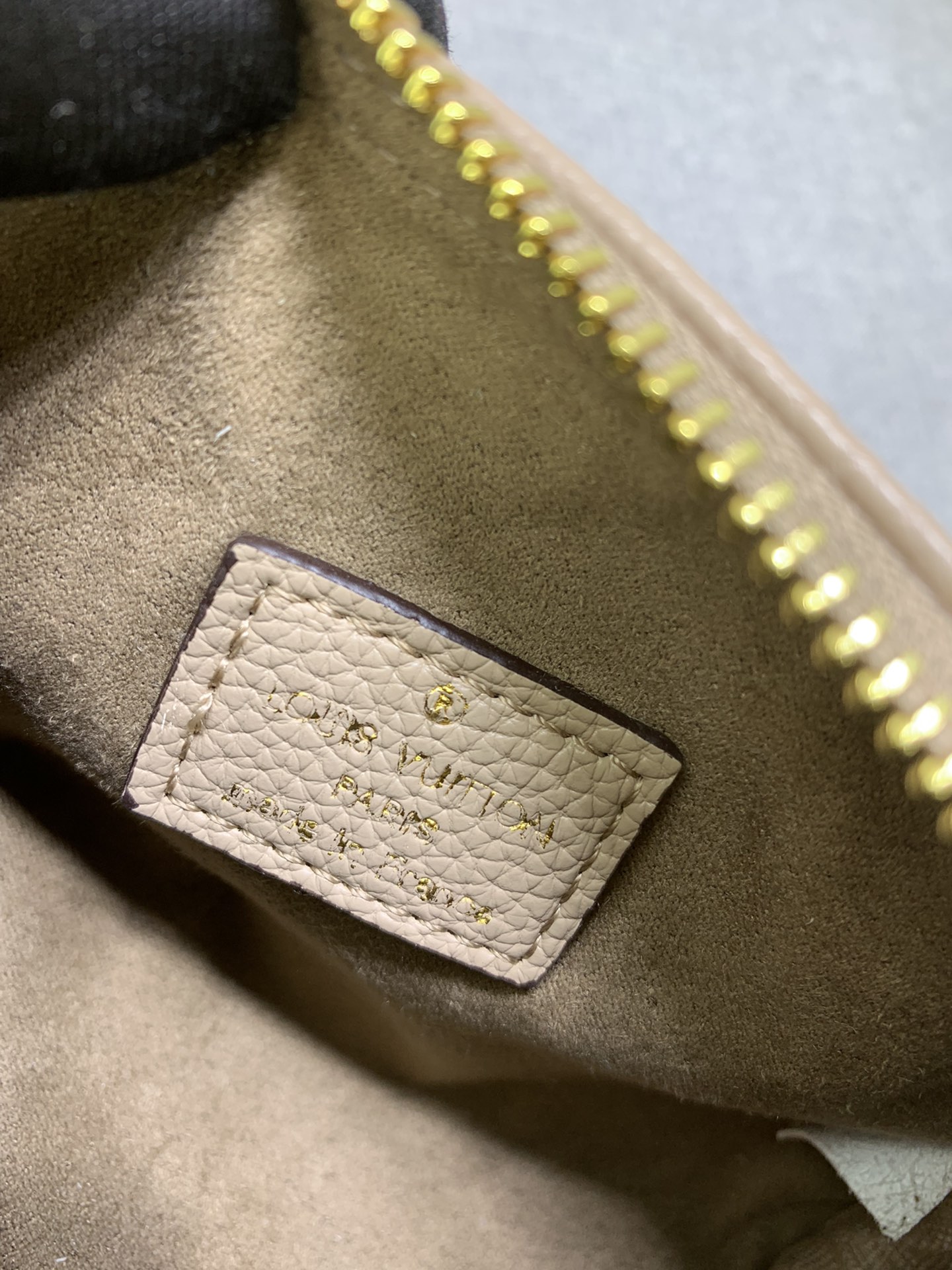 Louis Vuitton Nano Speedy M81913 16.0 x 11.0 x 9.0 cm