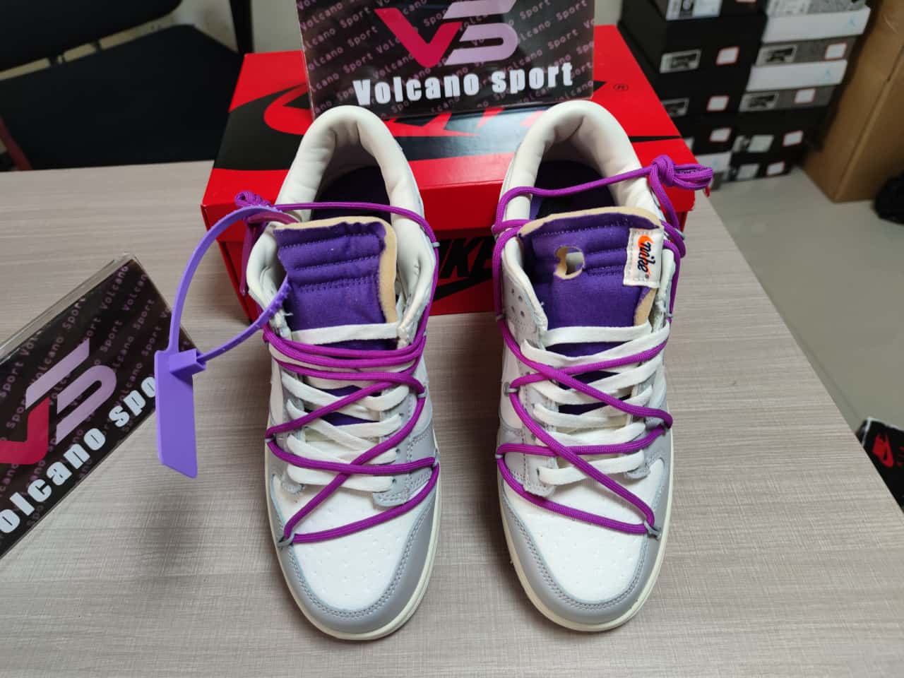 Dunk Low Off-White Lot 28 DM1602 111