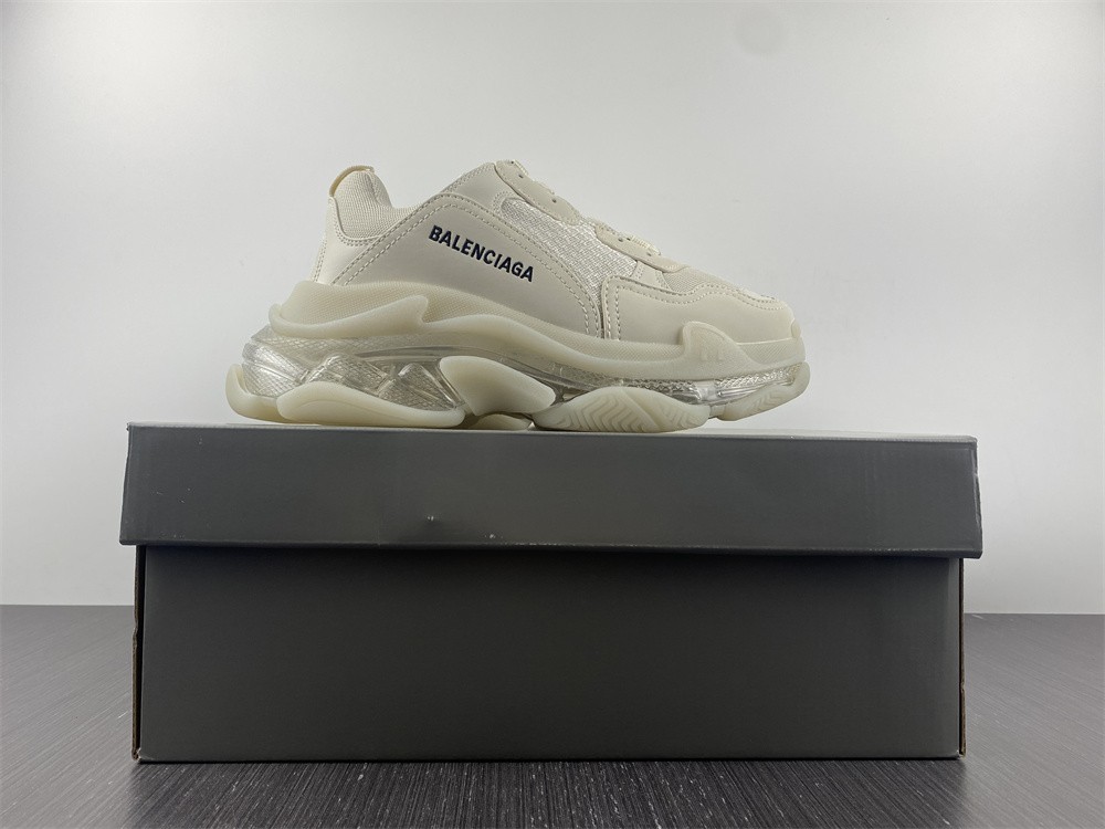 Balenciaga Triple S Sneaker EU 38/US 8 OffWhite