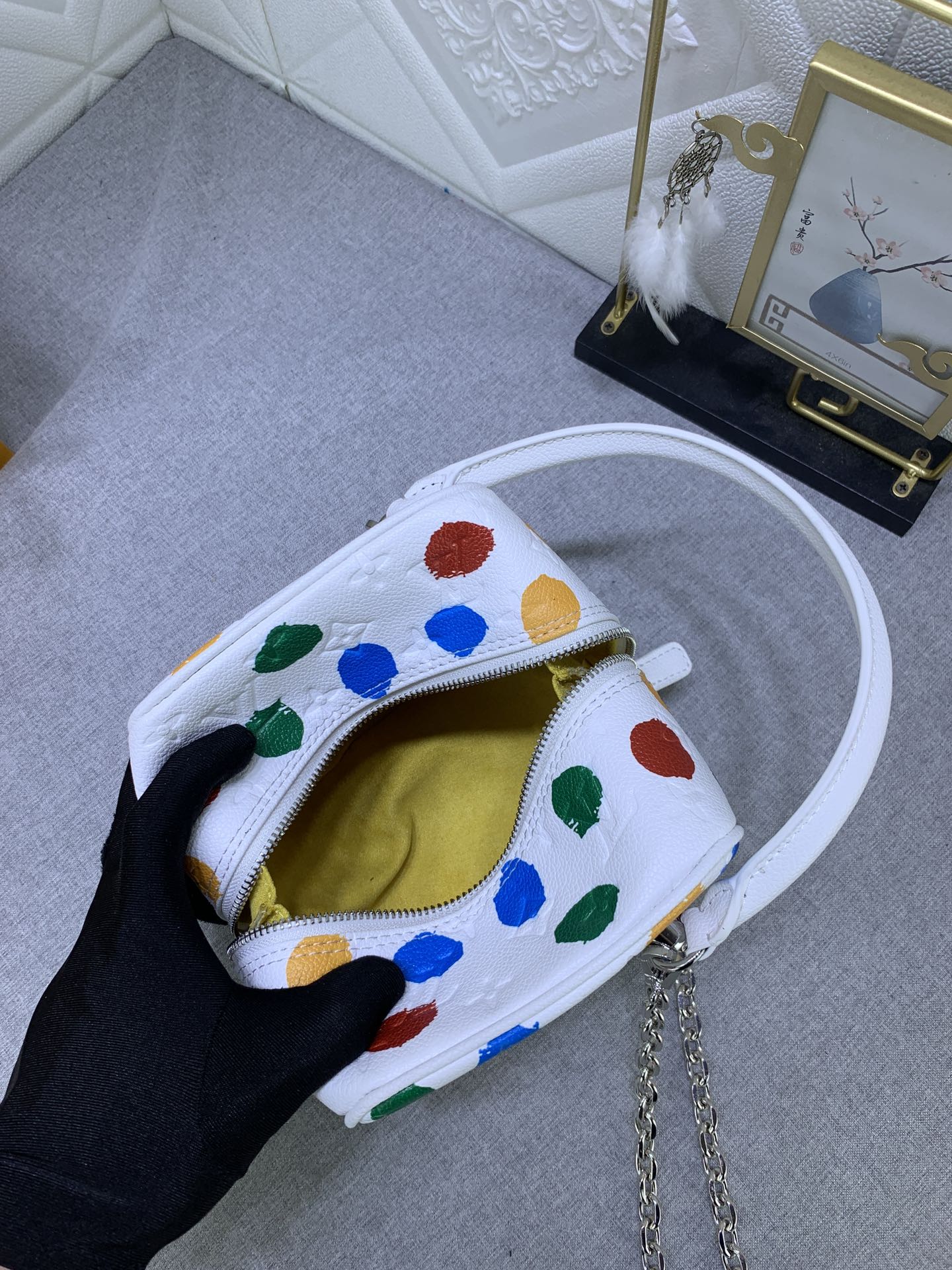 Louis Vuitton x YK Square Bag M21778 (2) 16x16x16cm