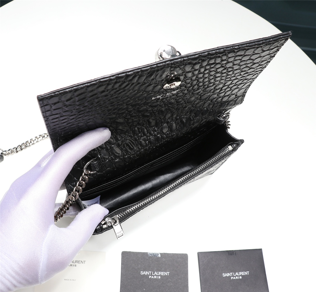 YSL Saint Laurent 26817 (2) 20×17×6cm