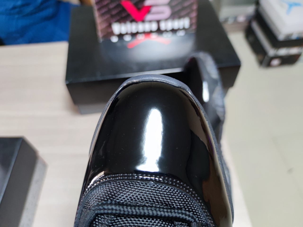 Jordan AJ11 High