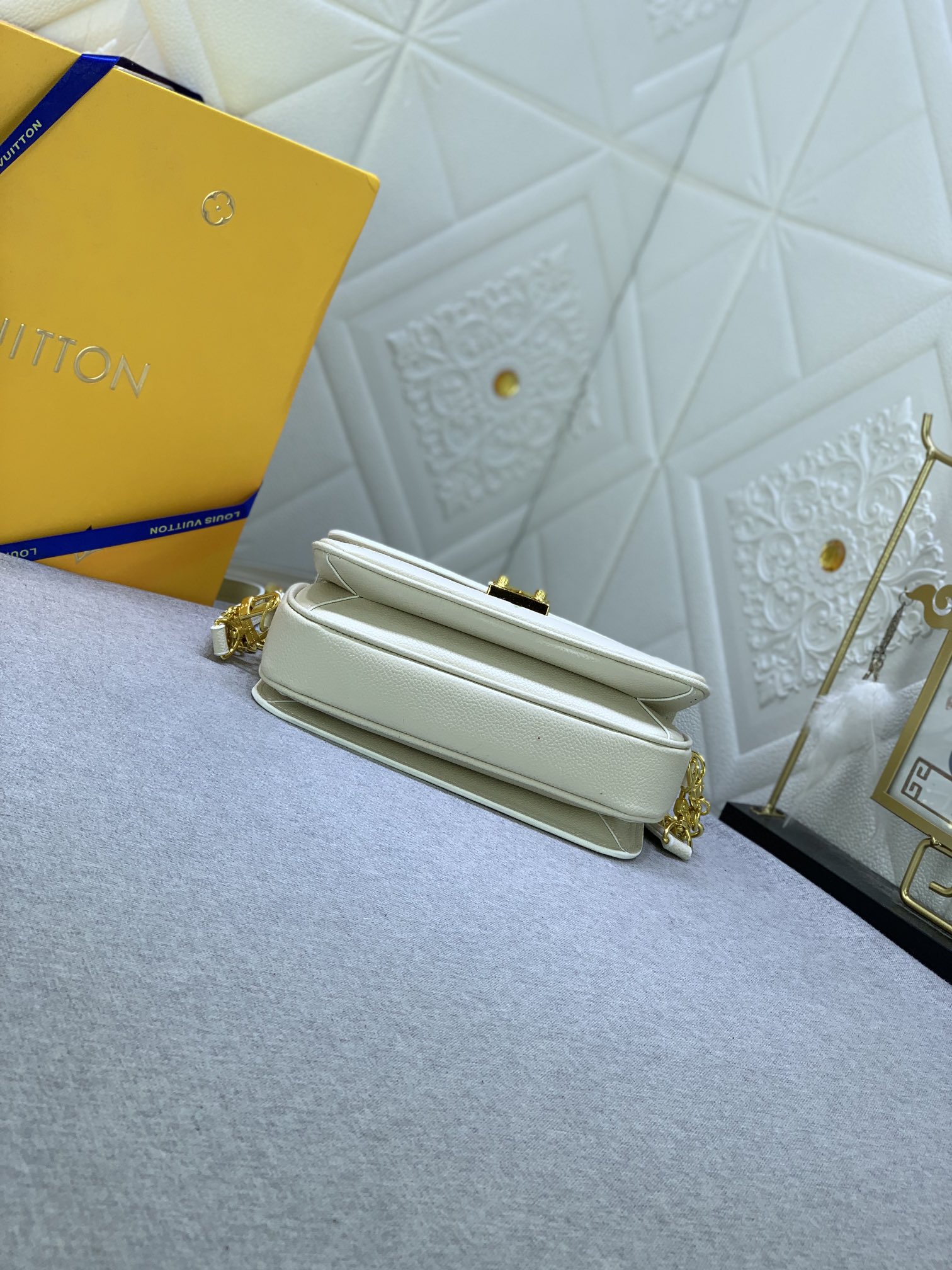 Louis Vuitton Pochette Métis East West M46279 (2) 21.5 x 13.5 x 6.0cm