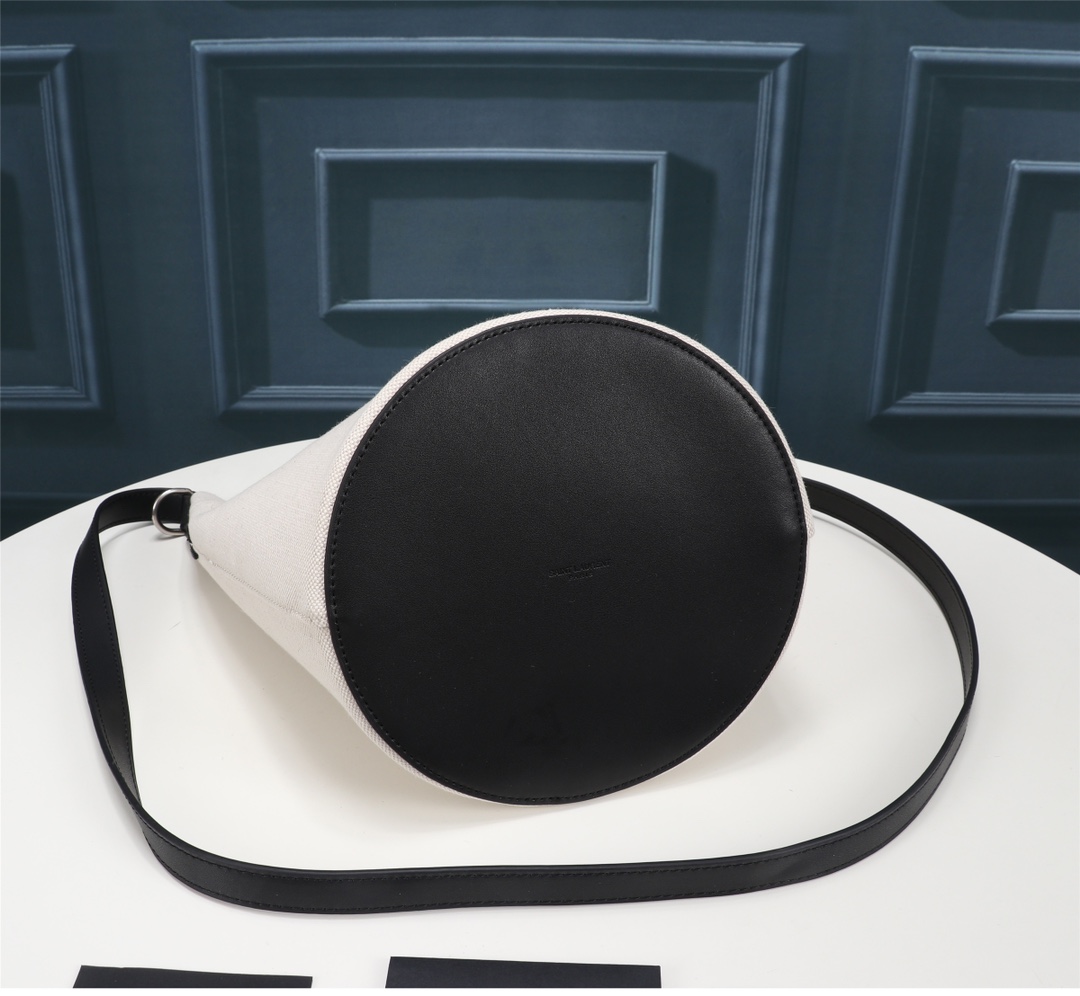 YSL RIVE GAUCHE 669299 (2) 20x30x28.5cm