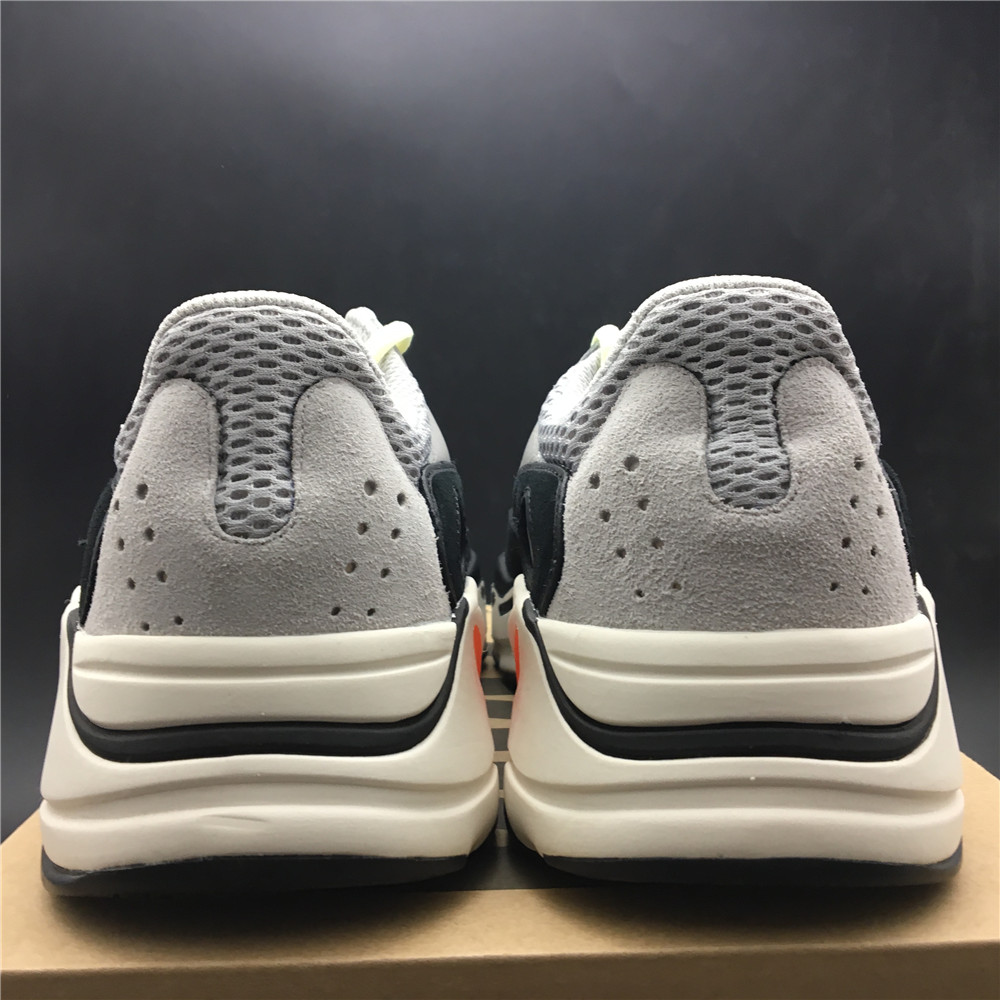 adidas Yeezy Boost 700Wave Runner