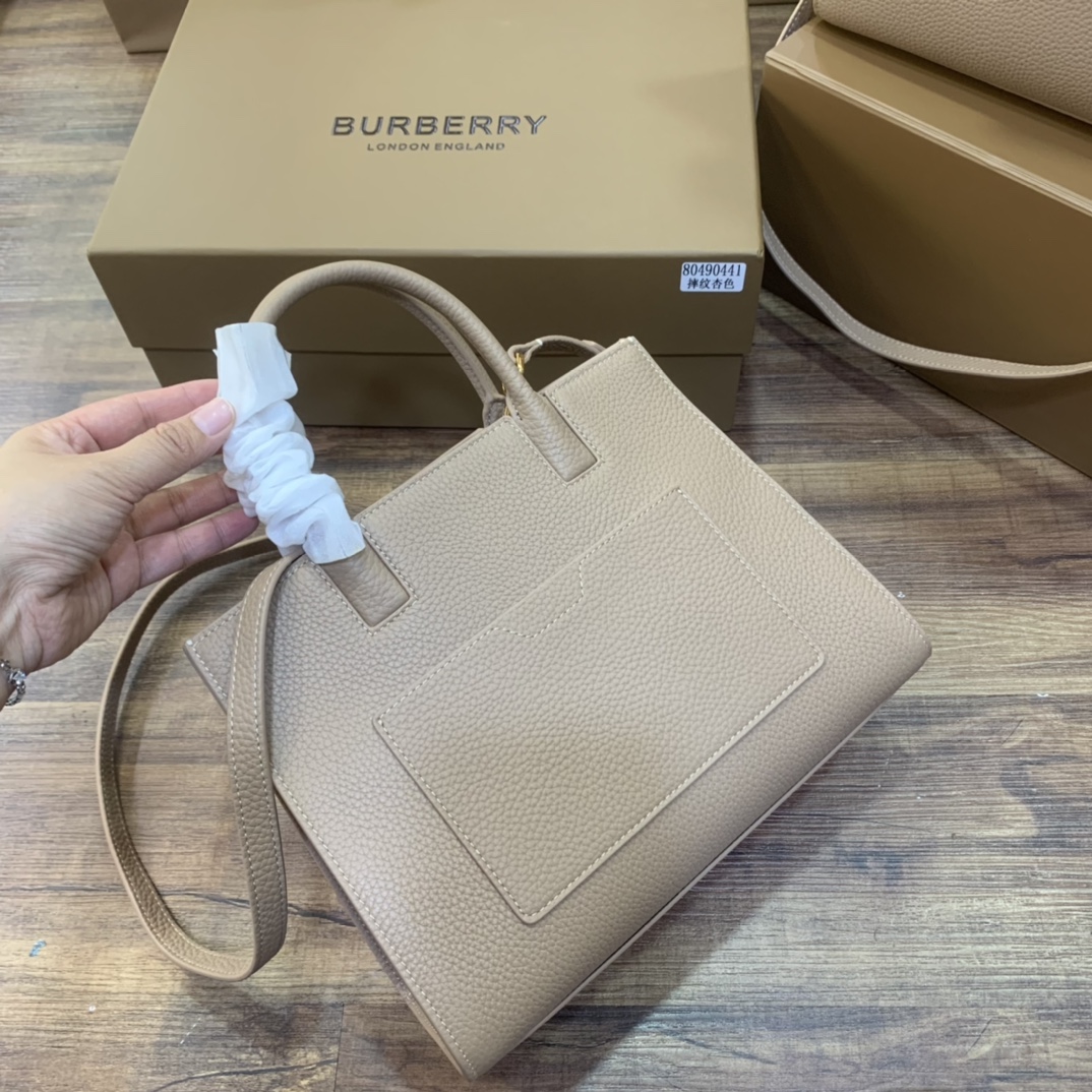 Burberry24 (3) 27cm