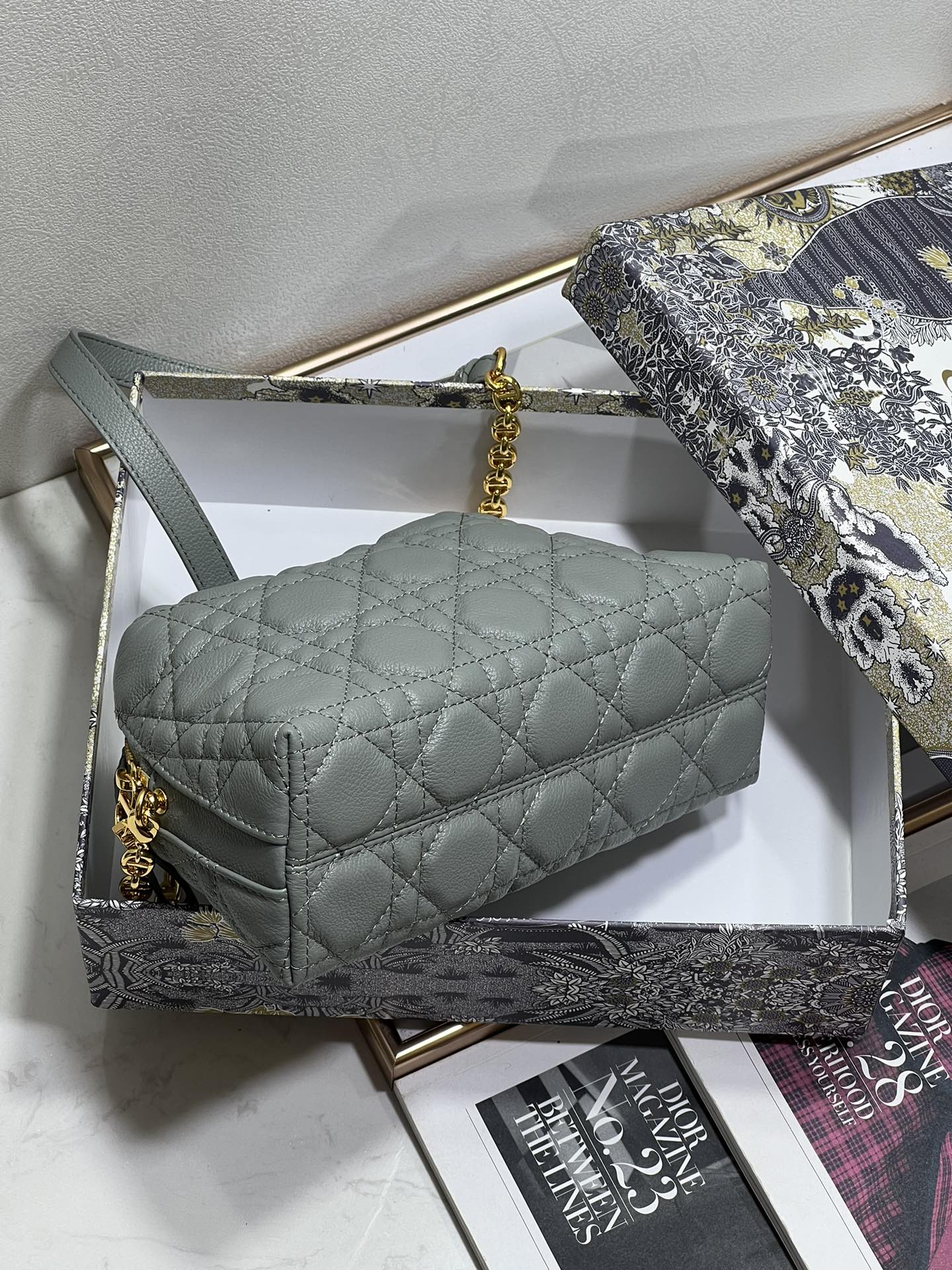 Dior D-Arch 21*12.5*8cm