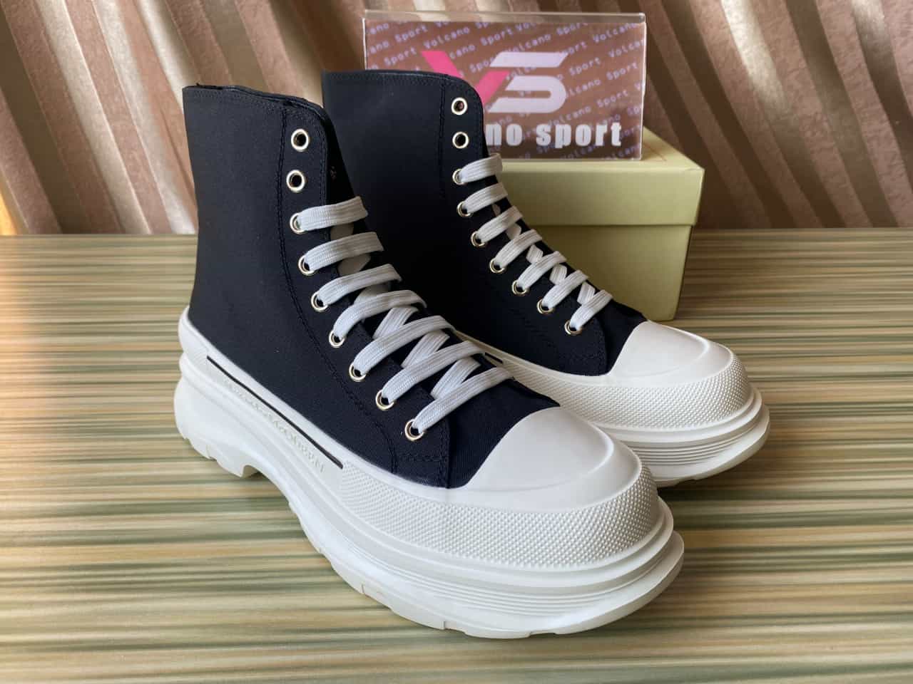 Alexander McQueen Tread Slick Lace Up Boot Black White