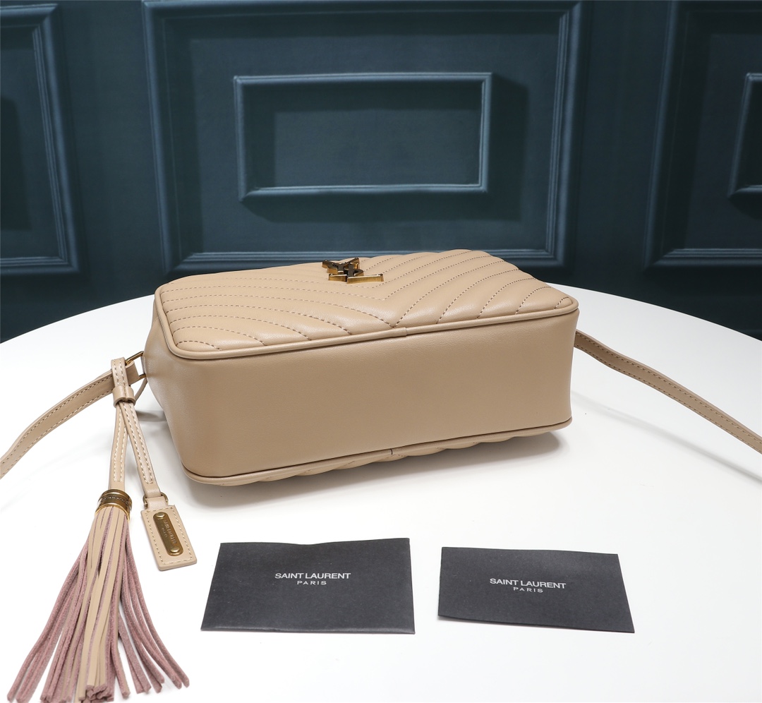 YSL Saint Laurent F57700-1 23x16x6cm