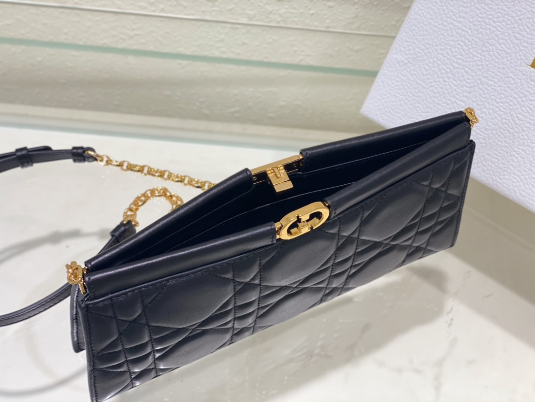 Dior Caro Colle Noire 5166 (2) 27.5 x 14 x 4.5cm