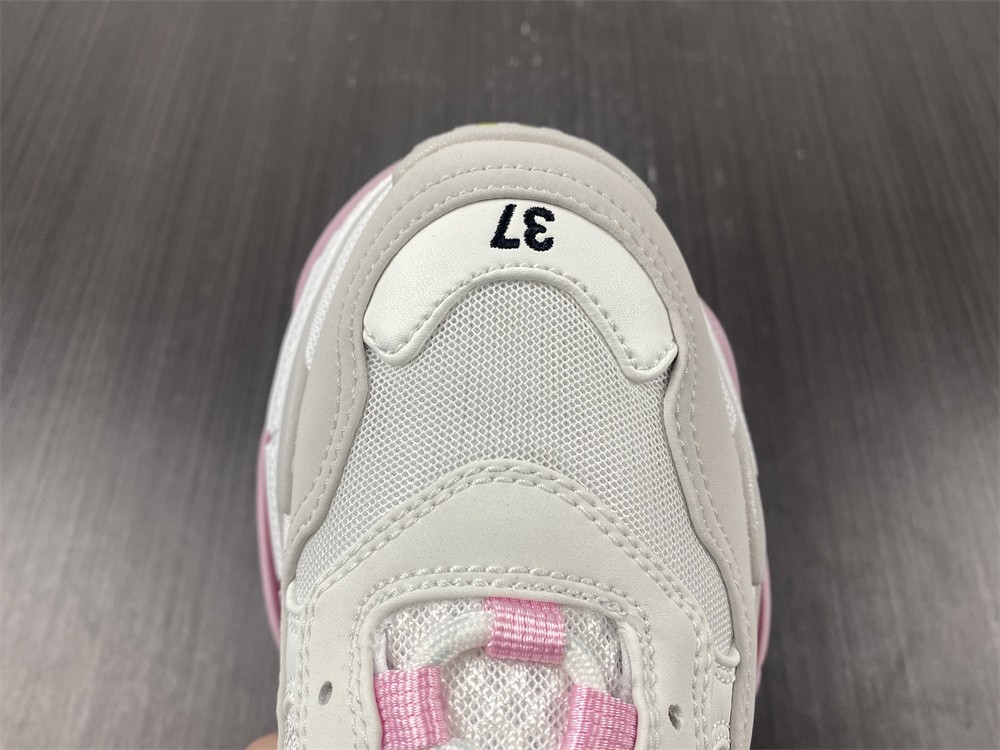 BALENCIAGA Triple S 2021 SS Women's triple s sneaker in pink