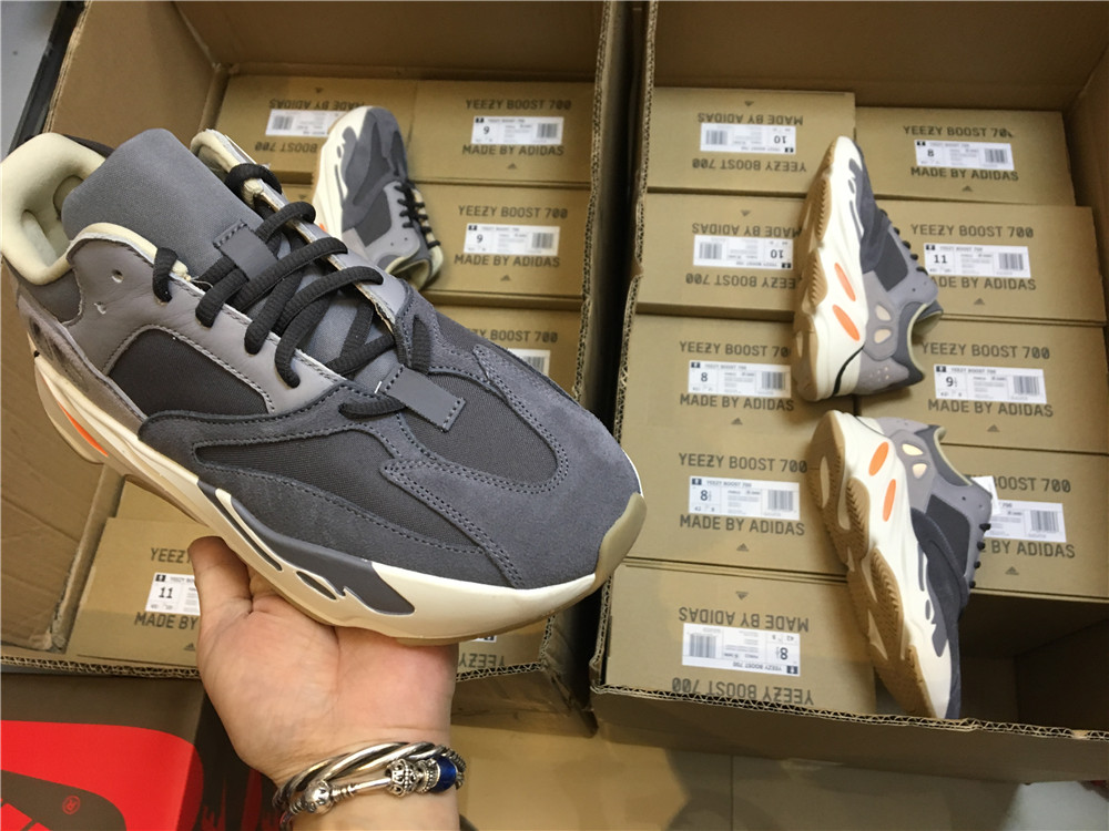 adidas Yeezy Boost 700 Magnet