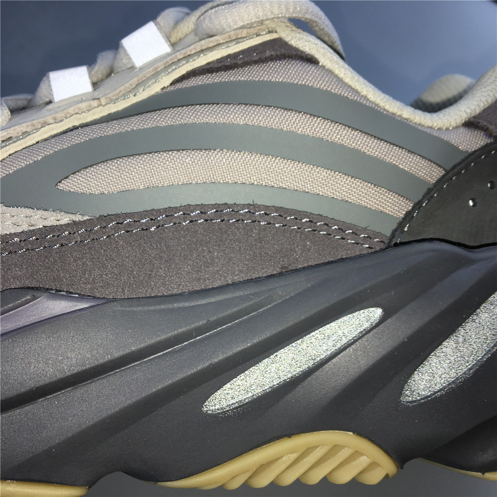 adidas Yeezy Boost 700 V2Tephra