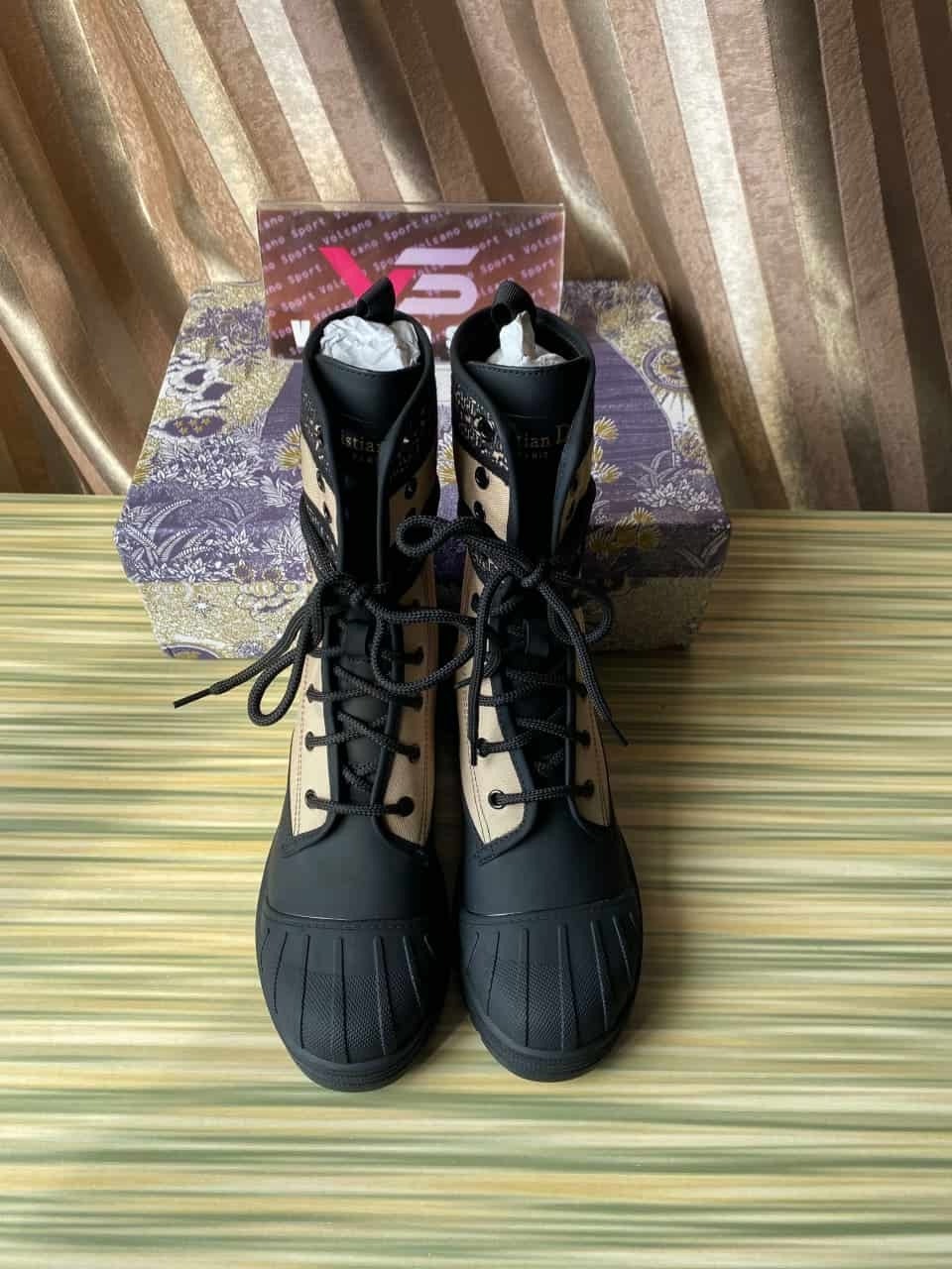 Dior D-major Ankle Boot In Black9