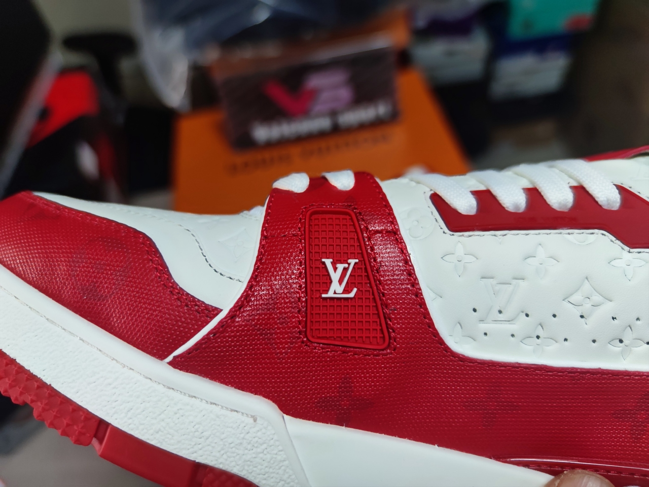 LV Trainer #54 Signature Red White