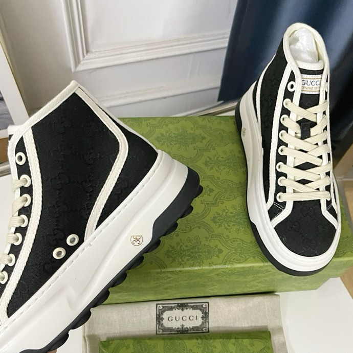 GUCCI Women's GG high top sneaker Black