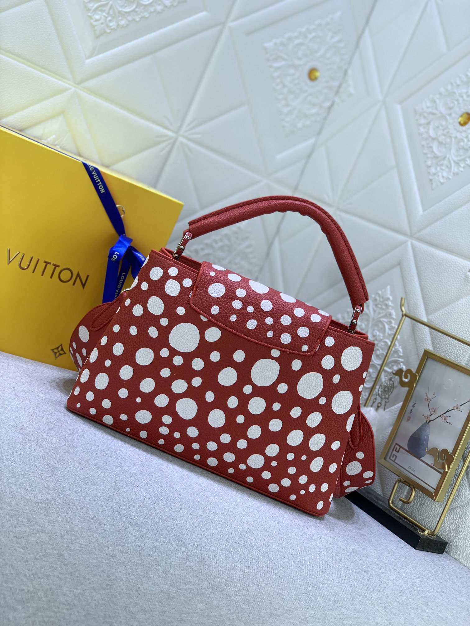Louis Vuitton x YK Capucines M21663 (12) 31.5x20x11cm